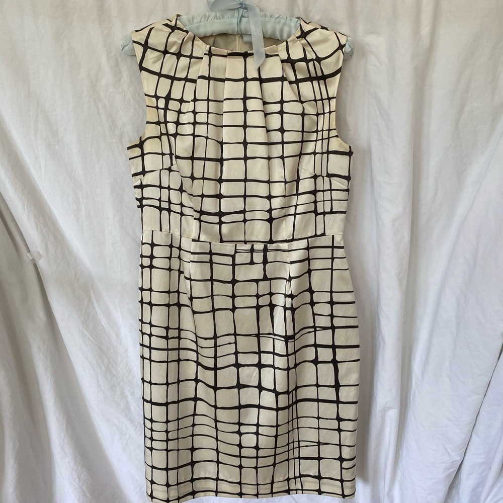 Cream & brown sleeveless A-line dress